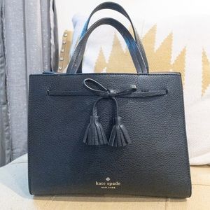 Black medium size Kate Spade handbag